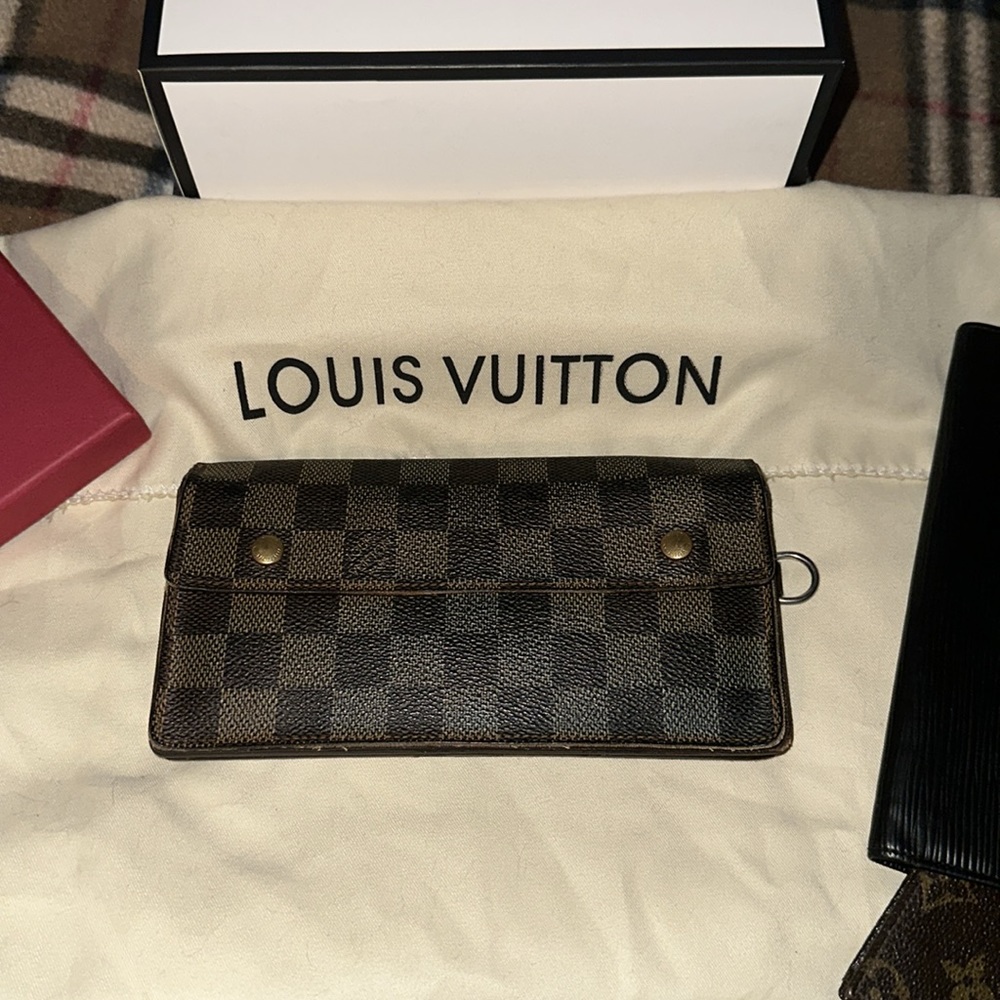 Trade? LV Authentic Damier Ebene double snap wallet wristlet😍